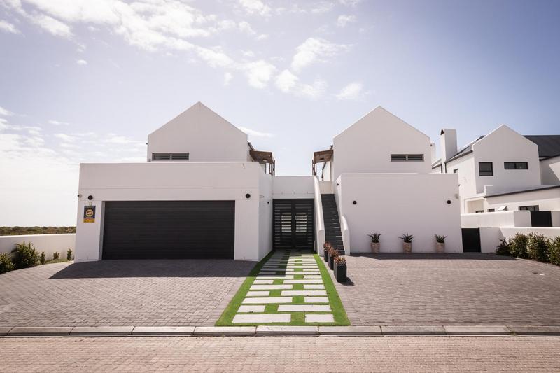 6 Bedroom Property for Sale in Dwarskersbos Western Cape